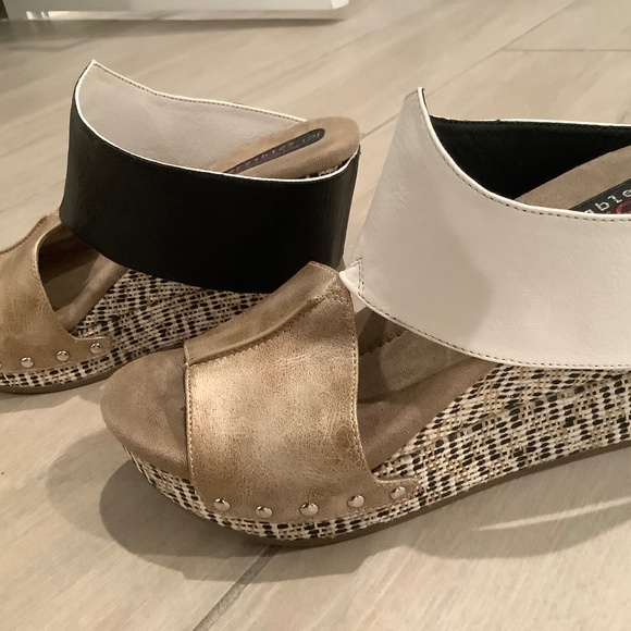 Modzori Virginia 2 in 1 reversible wedge - Picture 1 of 8